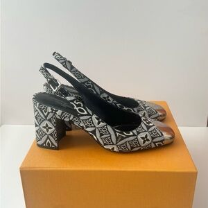 Louis Vuitton Monochrome 1854 Monogram Canvas Slingback Pumps